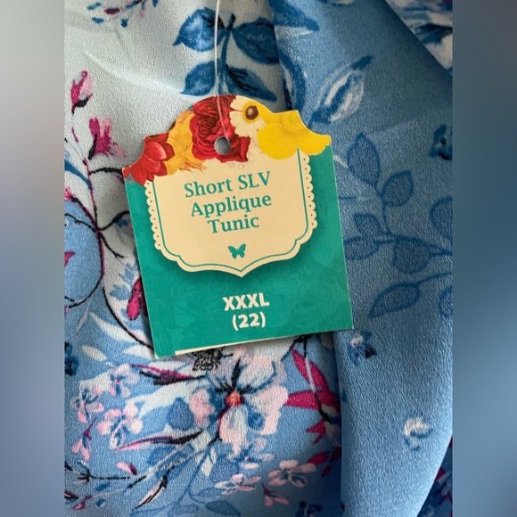 The Pioneer Woman Blue Floral Blouse - Picture 4 of 10